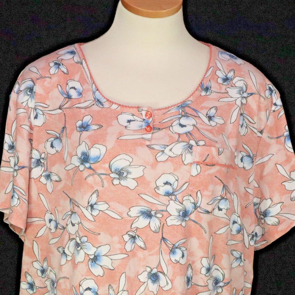 Karen Neuburger Pajama Set Size 3X Shirt and shorts